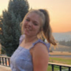 Meet your Posher, Madeline